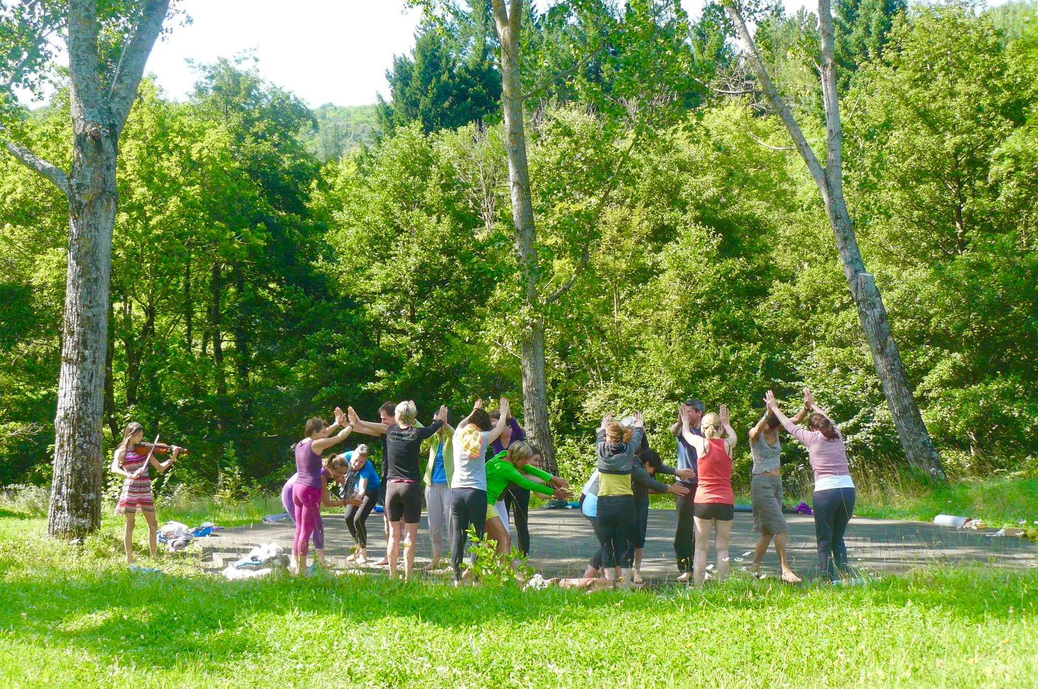 Estrade du Yoga - Les Gites de Gardoussel